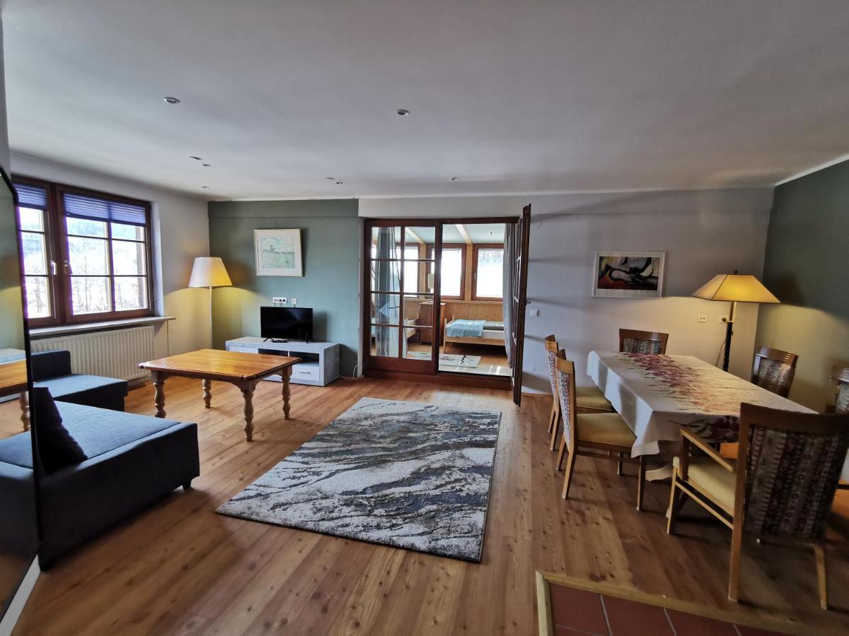 Landhotel Kastanienhof Gundersheim 外观 照片