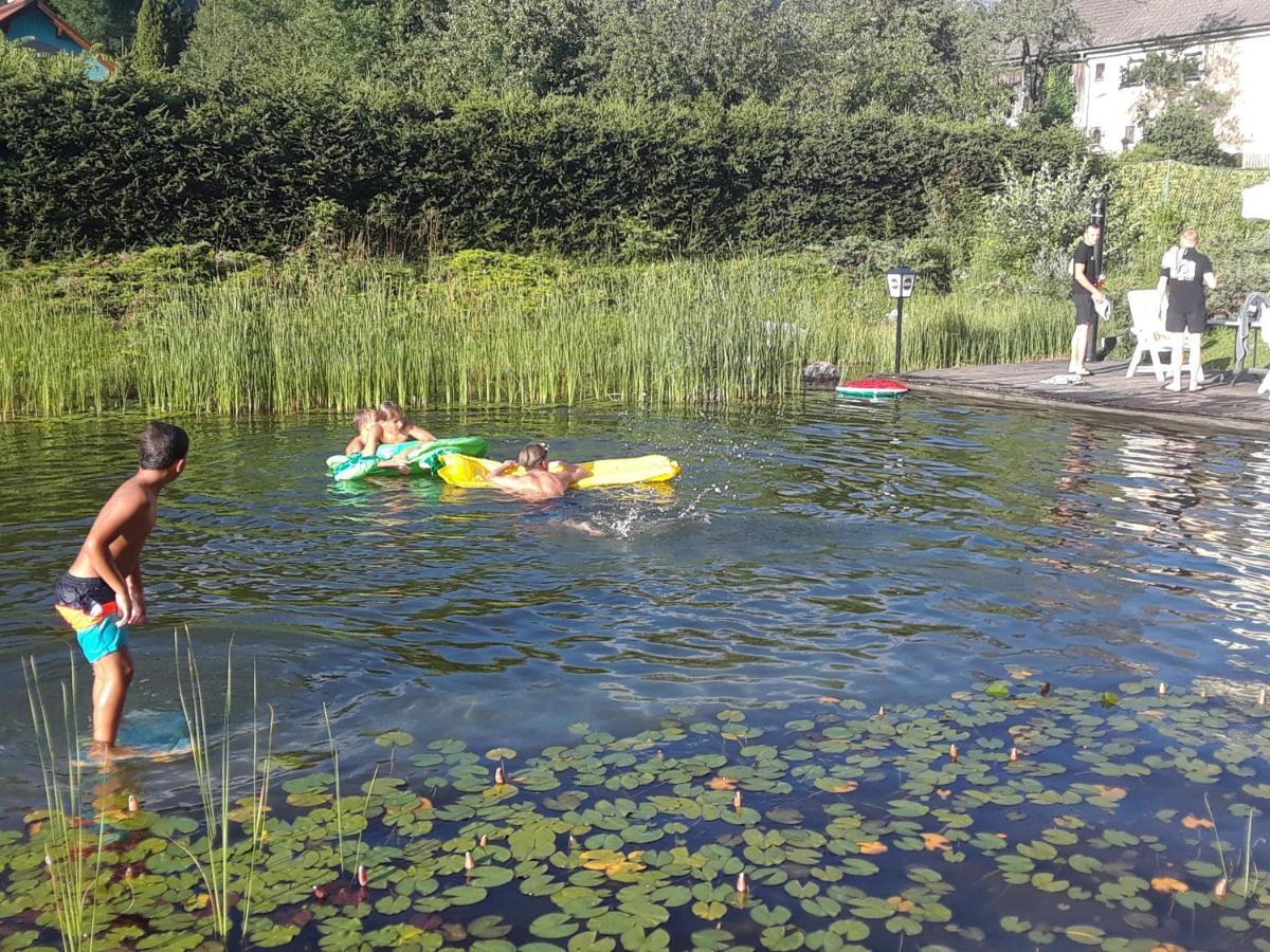 Landhotel Kastanienhof Gundersheim 外观 照片