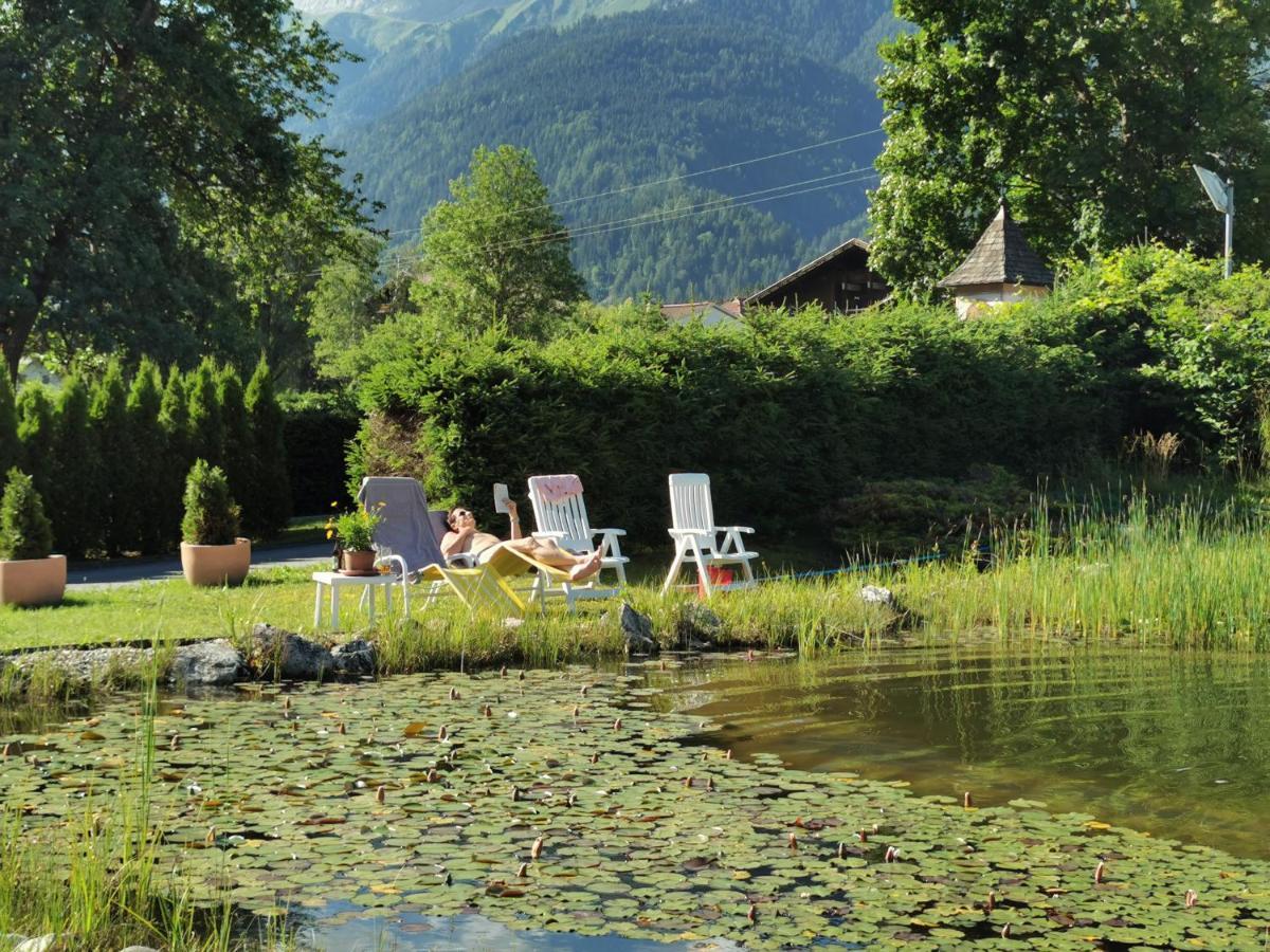 Landhotel Kastanienhof Gundersheim 外观 照片